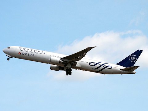 11-skyteam-although-skyteam-is-an-airline-alliance-and-not-a-single-airline-its-grey-and-blue-livery-adorning-many-of-the-member-fleets-is-one-of-the-most-chic-in-the-skies