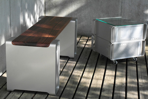 klaus-geiger-benchmarc-apple-g5-power-mac-furniture-designboom-04