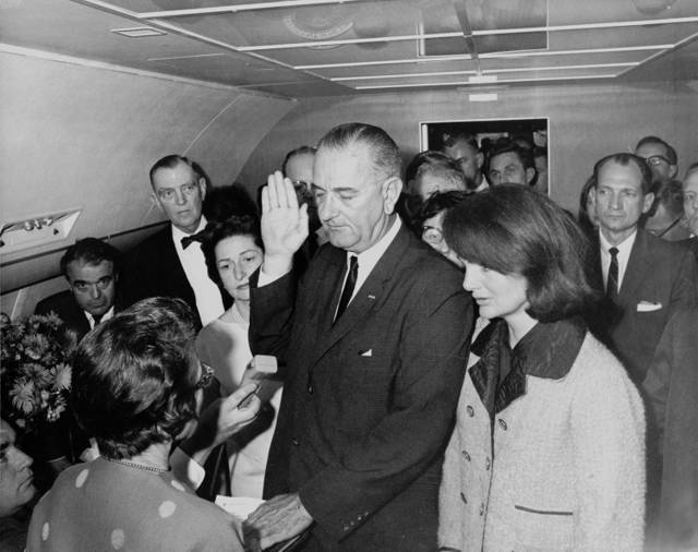 THE SIMPSON Lyndon B. Johnson 01