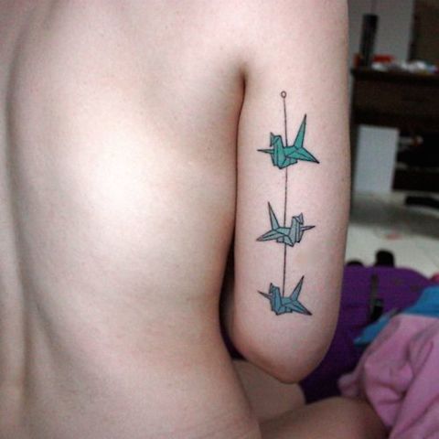 Green-birds-origami-tattoo