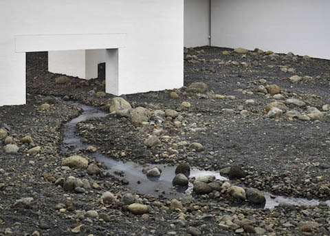 Riverbed-by-Olafur-Eliasson_dezeen_784_4