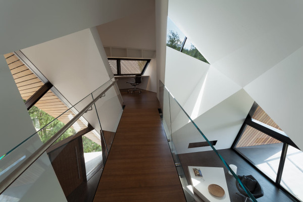 Hadaway-House-Patkau-Architects-15-600x400