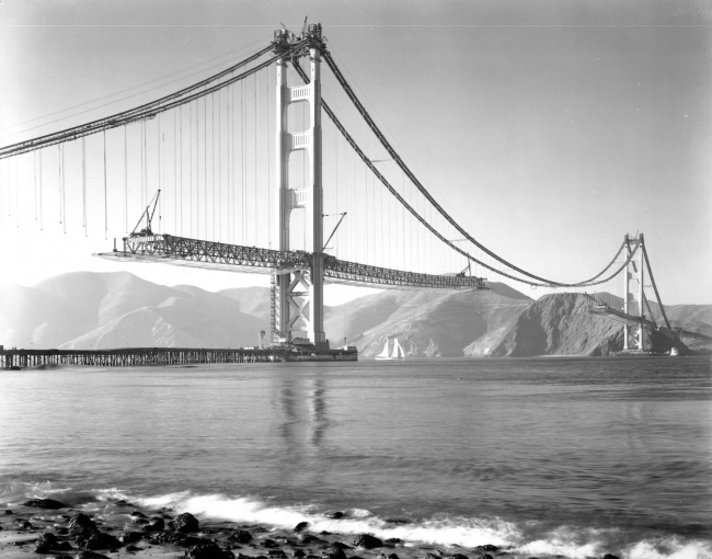 La construcción del puente Golden Gate, San Francisco, 1937