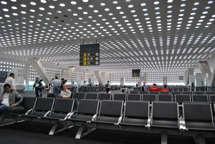 Terminal 2, Aeropuerto Internacional de la Ciudad de México