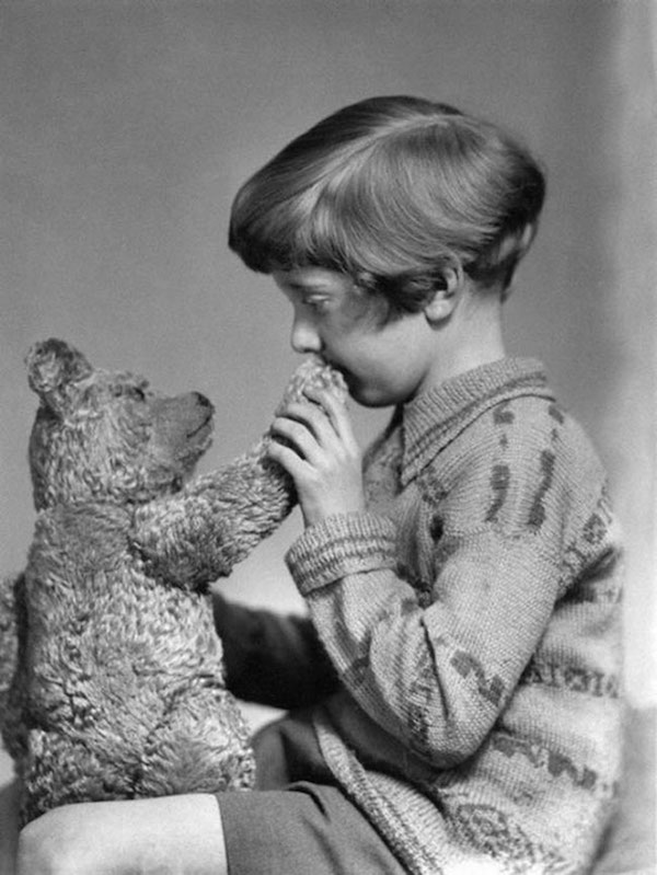 Los verdaderos Winnie the Pooh y Christopher Robin, 1927