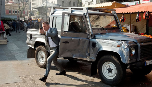 Land Rover Defender - Skyfall, 2012