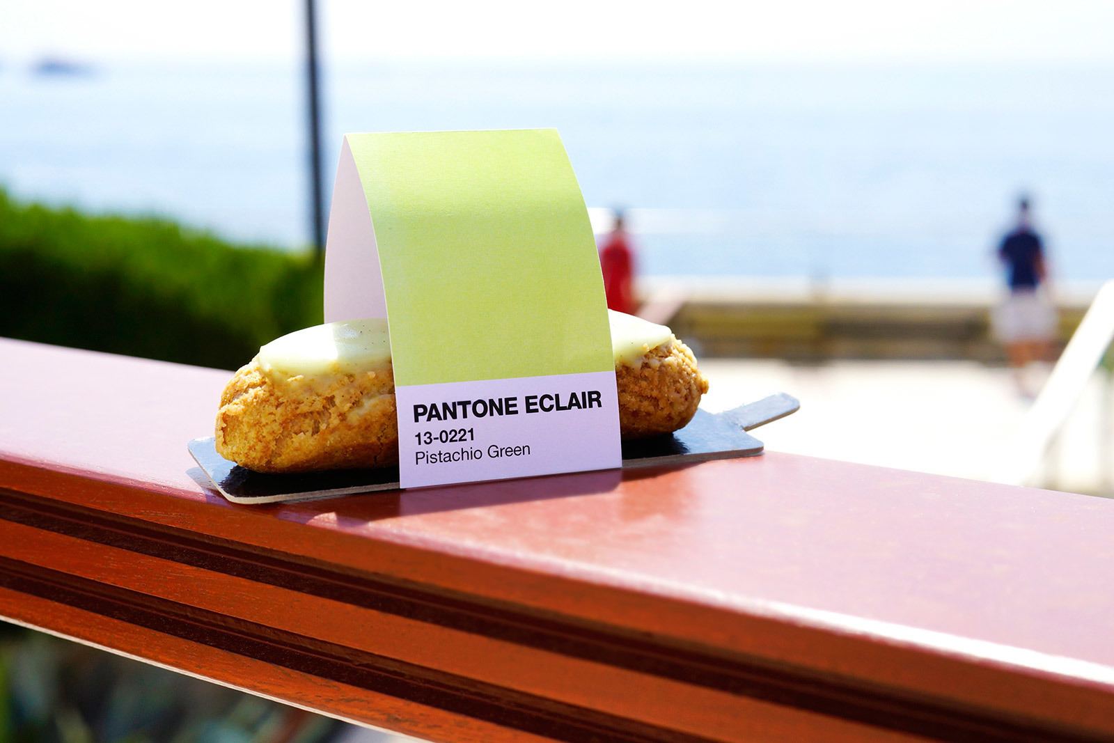 large_pantone-pistachio-eclair-color-food-cafe-monaco