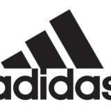 Adidas pierde exclusividad de sus “tres rayas” ante H&M