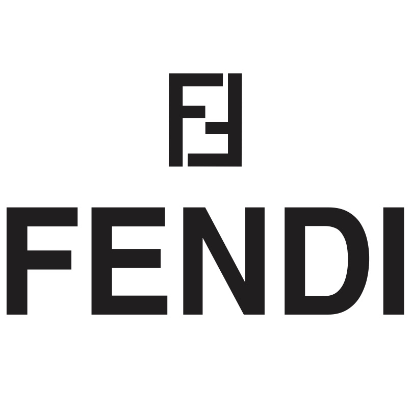 La doble "F" del logo de Fendi, proviene de una frase que acuño Karl Lagerfeld cuando comenzó a diseñar para la casa de moda.